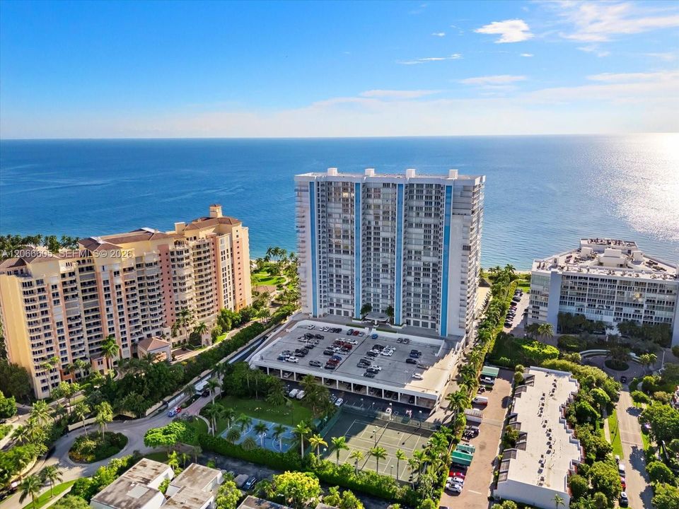 В аренду: $22,000 (3 спален, 3 ванн, 3120 Квадратных фут)