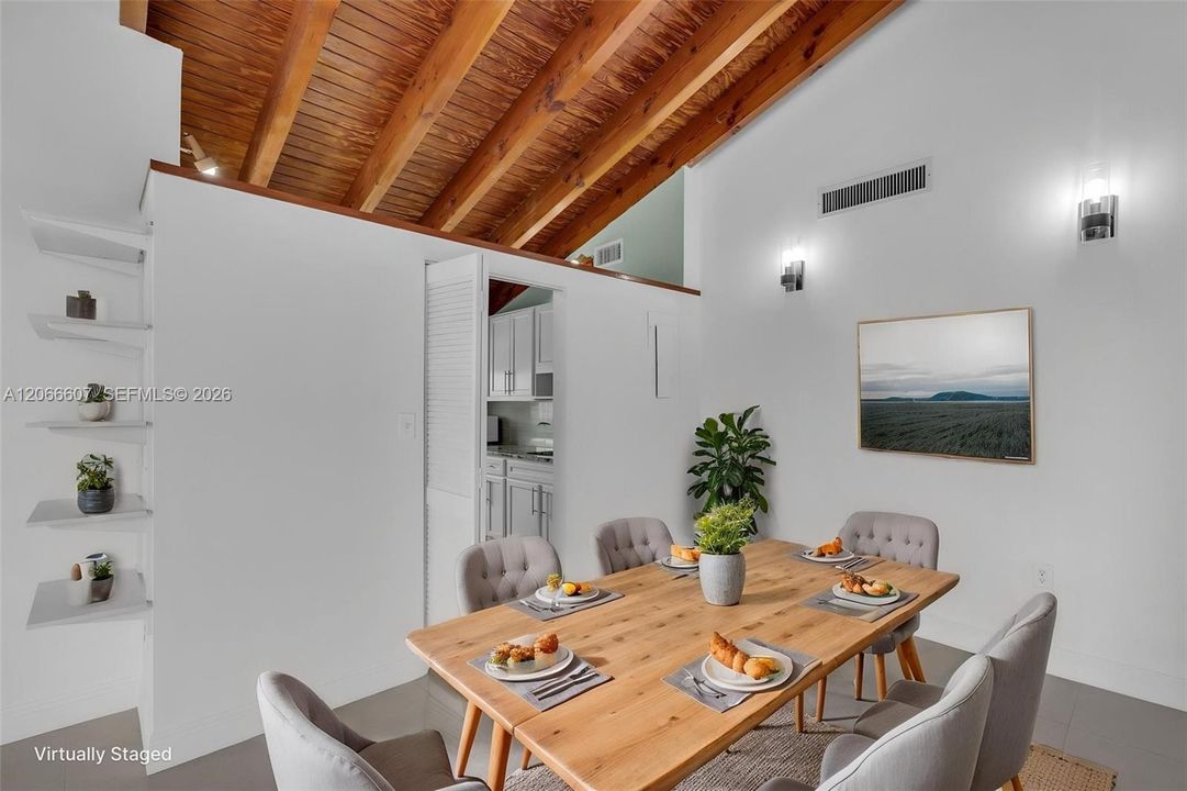 For Sale: $405,000 (3 beds, 2 baths, 1360 Square Feet)