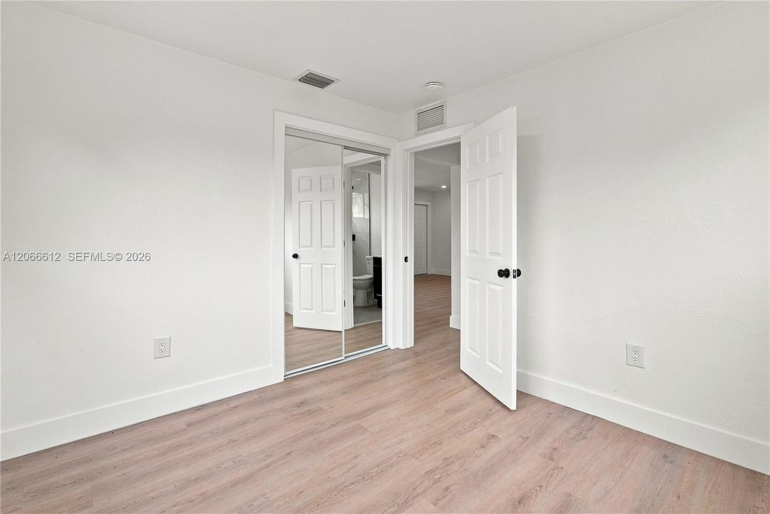 Activo con contrato: $480,000 (3 camas, 2 baños, 1066 Pies cuadrados)