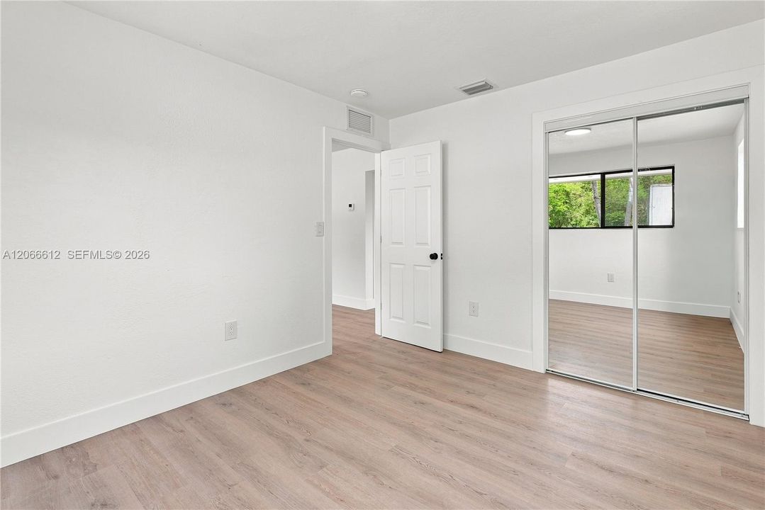Activo con contrato: $480,000 (3 camas, 2 baños, 1066 Pies cuadrados)