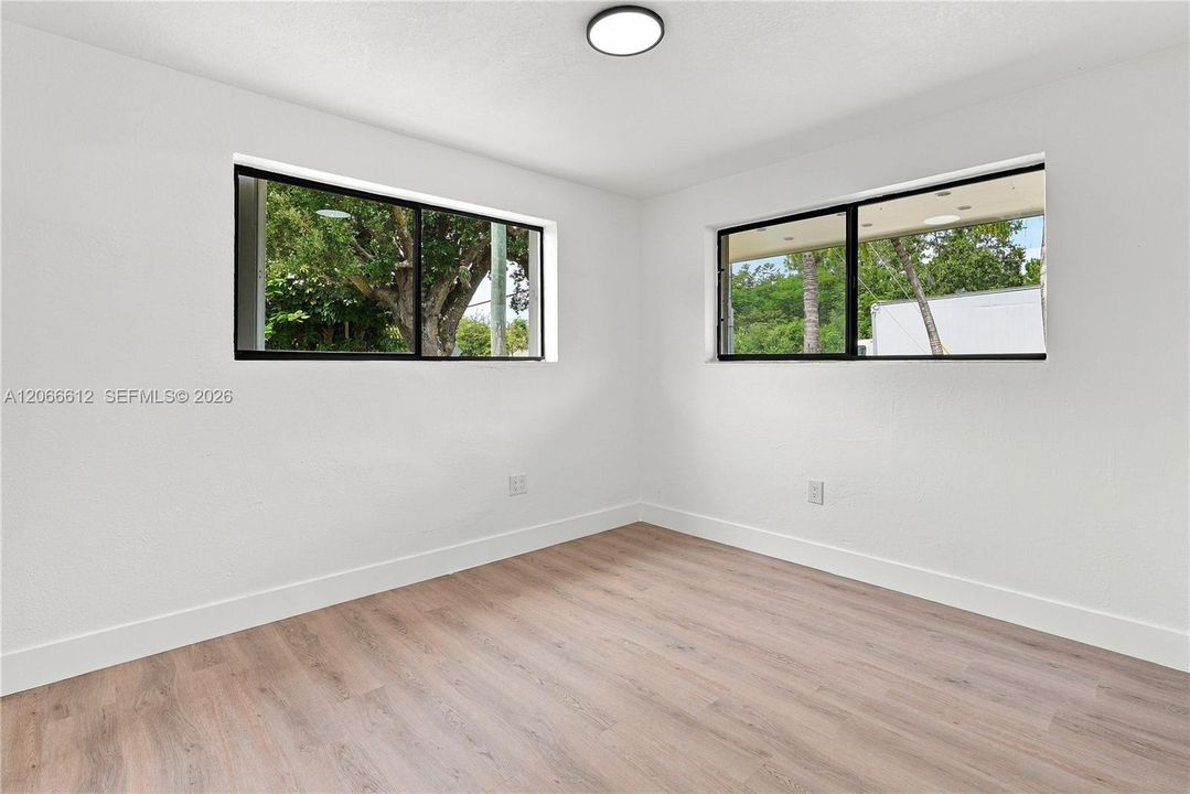Activo con contrato: $480,000 (3 camas, 2 baños, 1066 Pies cuadrados)