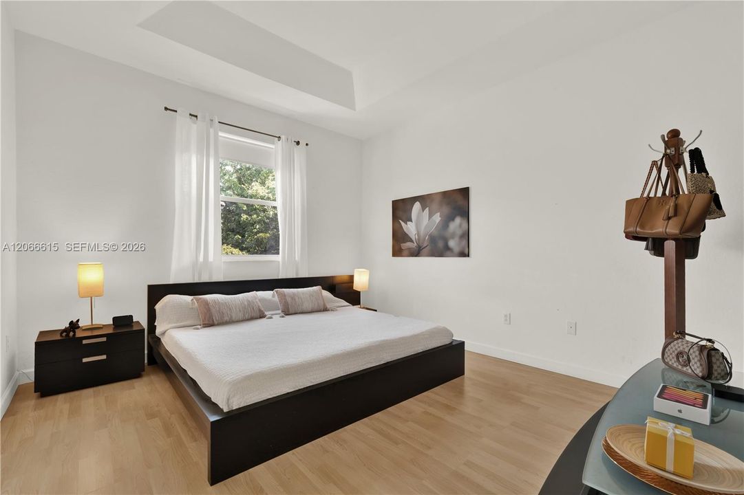 В аренду: $2,800 (3 спален, 2 ванн, 1416 Квадратных фут)