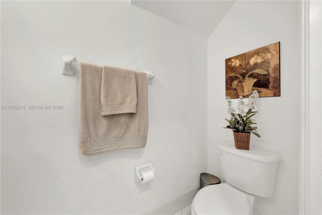 В аренду: $2,800 (3 спален, 2 ванн, 1416 Квадратных фут)