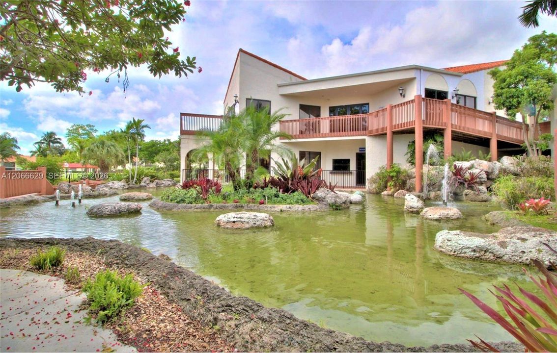 For Sale: $279,000 (2 beds, 2 baths, 1150 Square Feet)