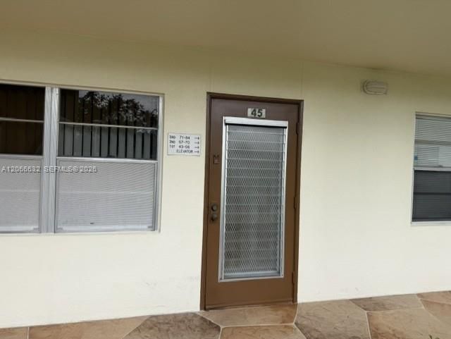 For Rent: $1,350 (1 beds, 1 baths, 720 Square Feet)