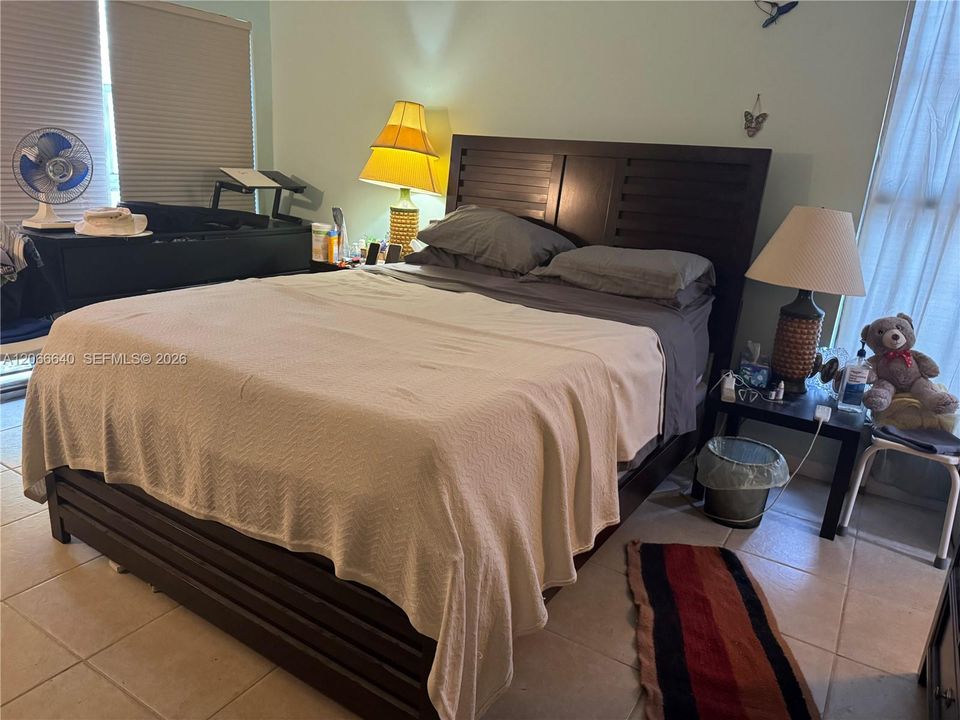 For Sale: $264,500 (2 beds, 2 baths, 1194 Square Feet)