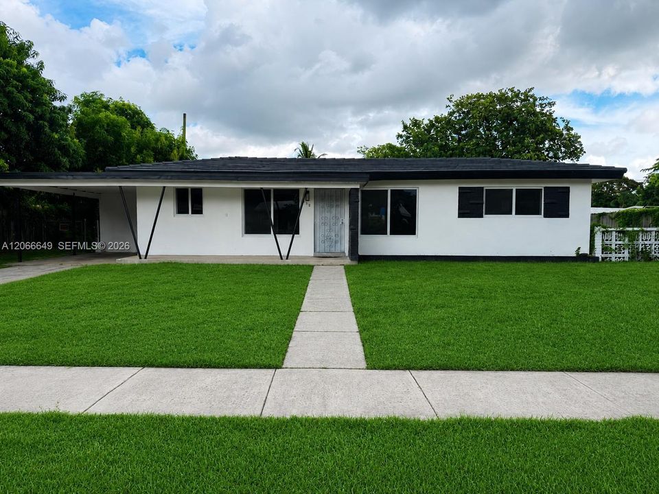 For Rent: $3,850 (3 beds, 2 baths, 1350 Square Feet)