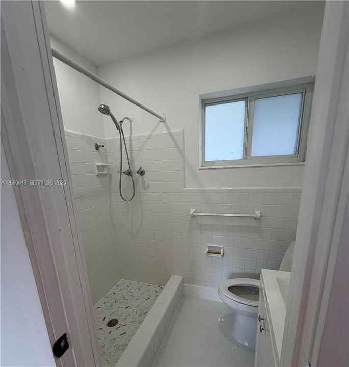 For Rent: $3,850 (3 beds, 2 baths, 1350 Square Feet)