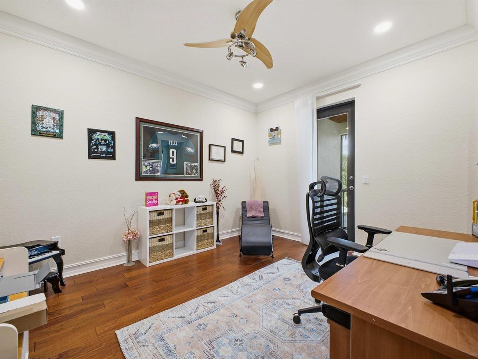 Primary Bedroom Sitting
