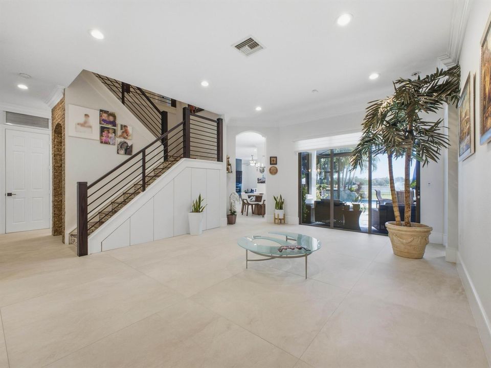 Living to Stairs