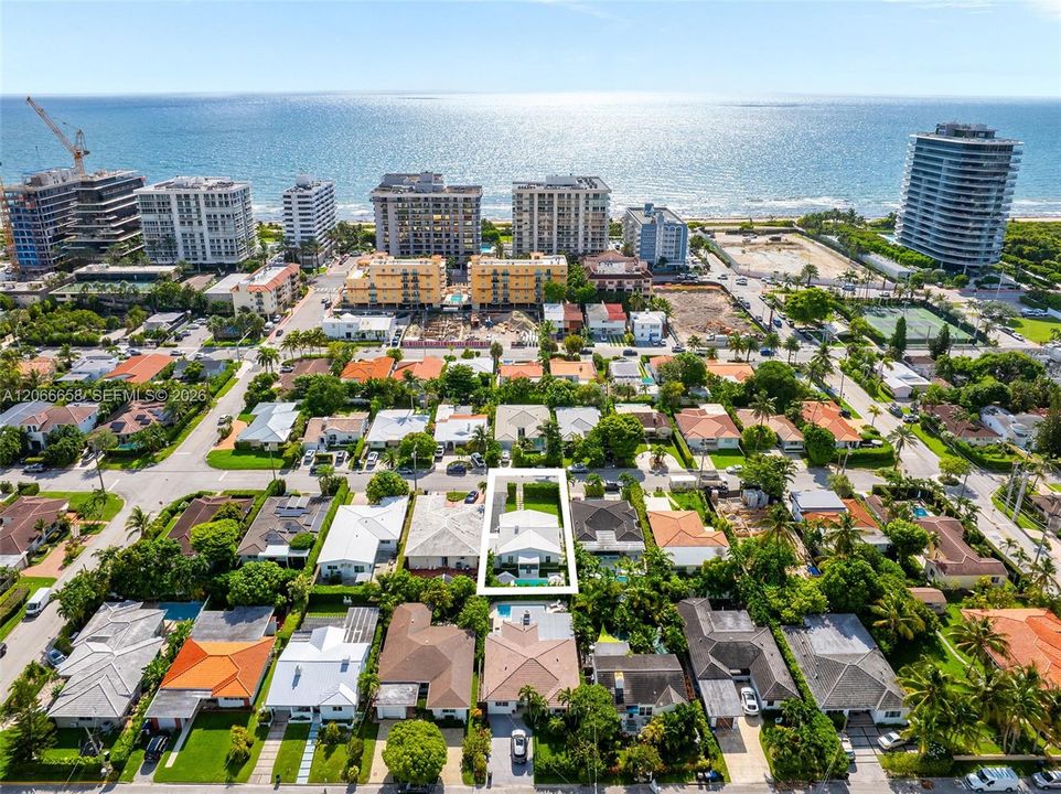 En Venta: $1,850,000 (3 camas, 2 baños, 1691 Pies cuadrados)