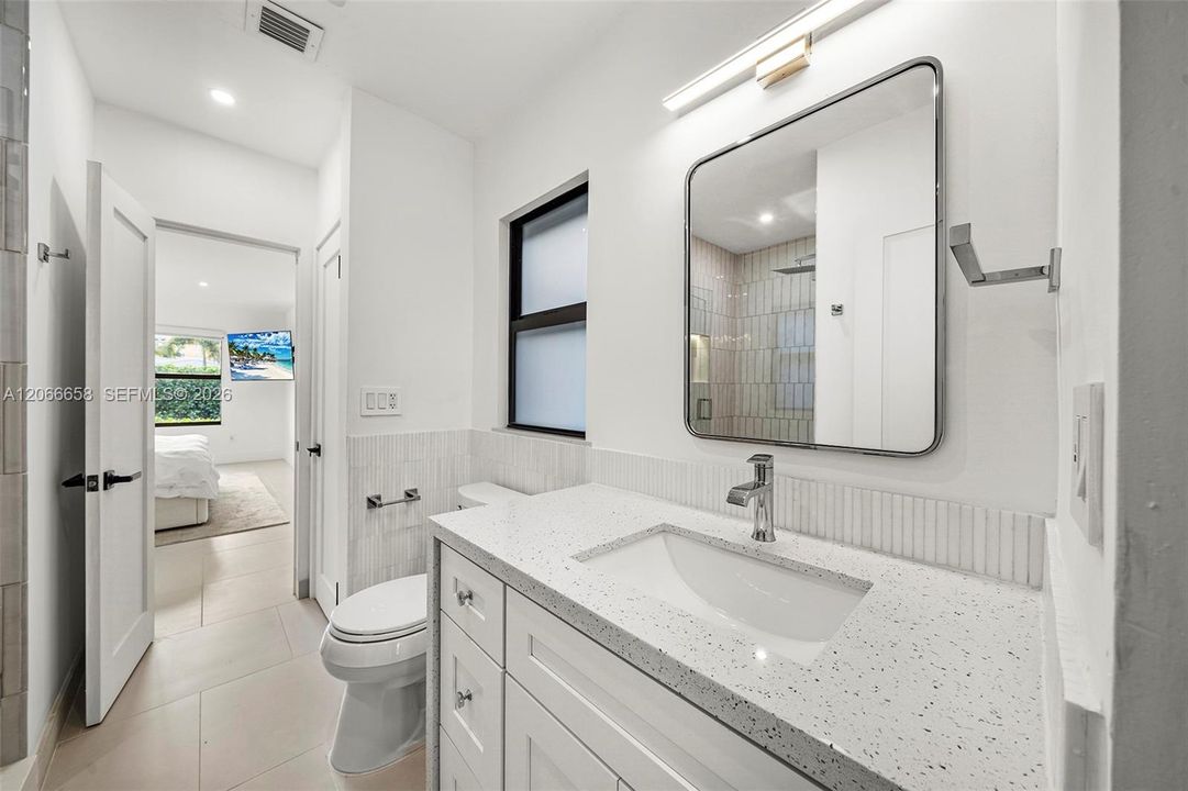En Venta: $1,850,000 (3 camas, 2 baños, 1691 Pies cuadrados)