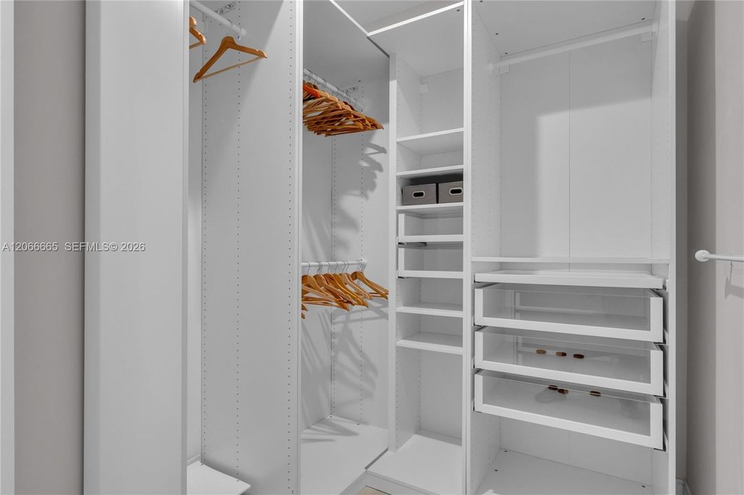 En Renta: $5,900 (3 camas, 3 baños, 2176 Pies cuadrados)