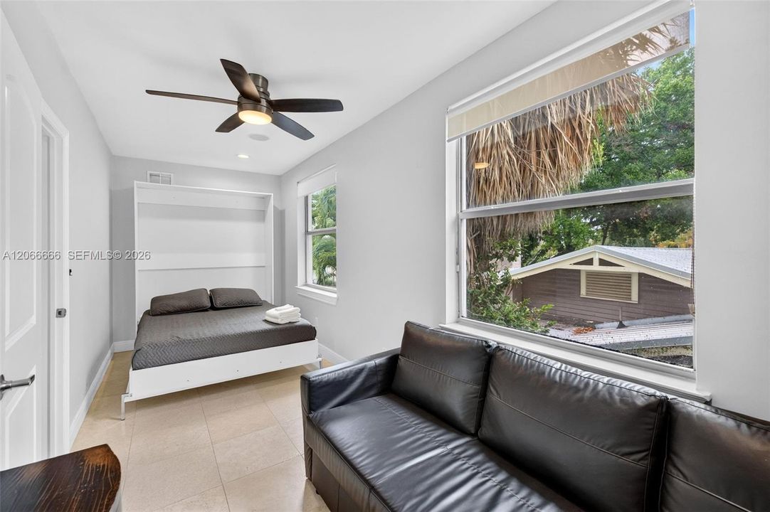 For Sale: $1,590,000 (3 beds, 3 baths, 2961 Square Feet)