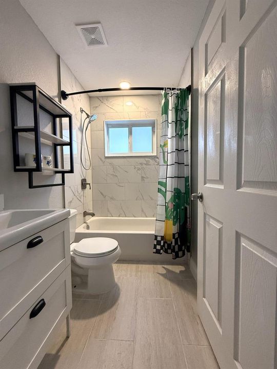 18-bathroom 3