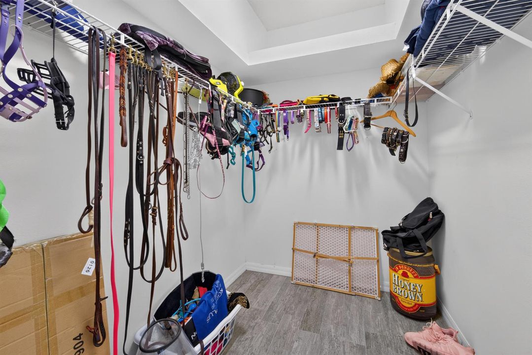 Walk In Closet