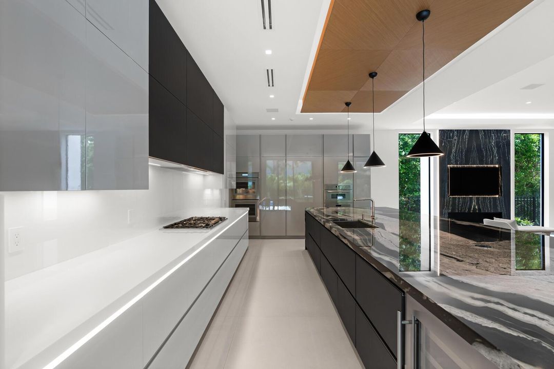 LG101265-MLS