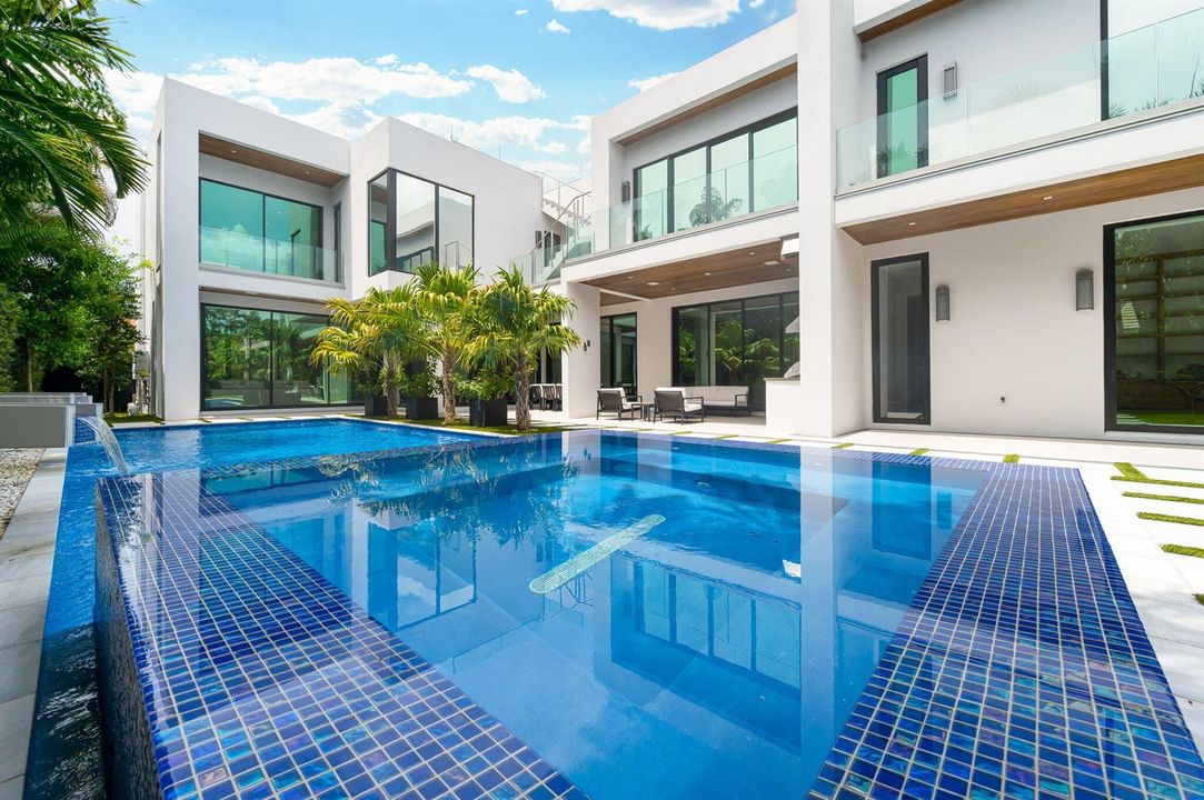 3-web-or-mls-photo-3