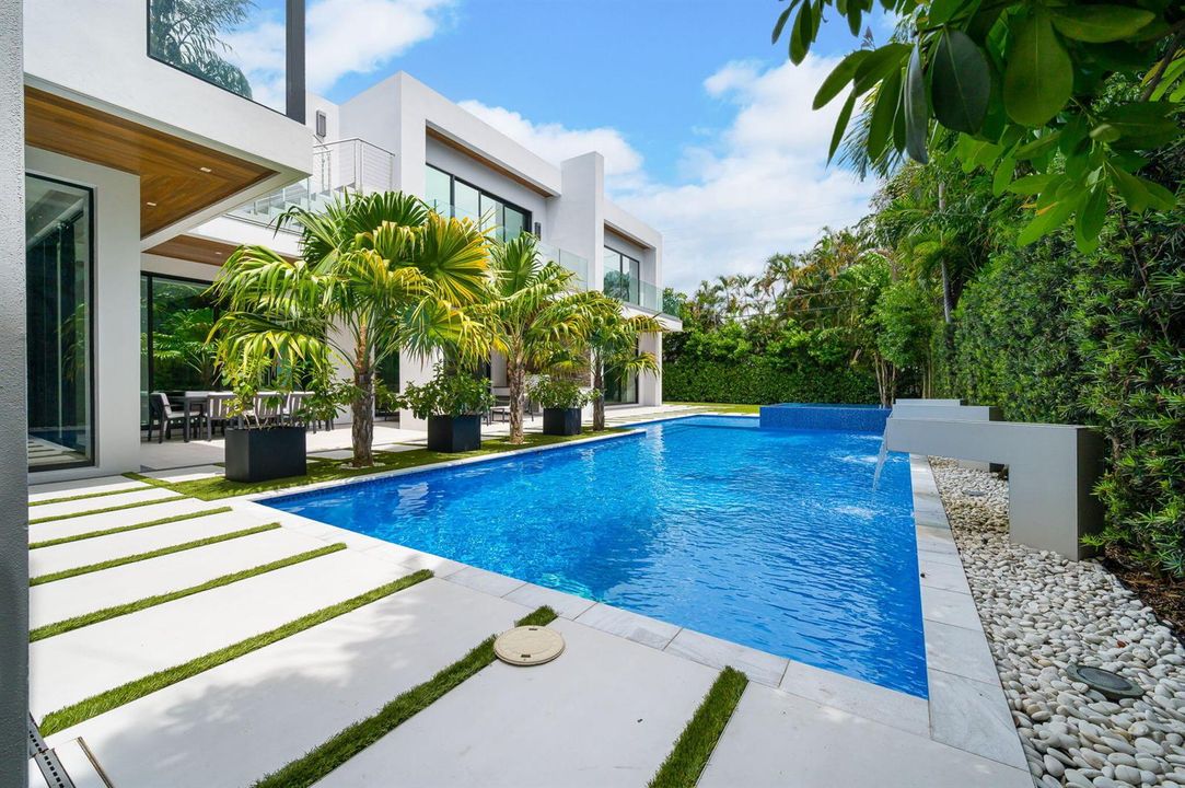 6-web-or-mls-photo-6