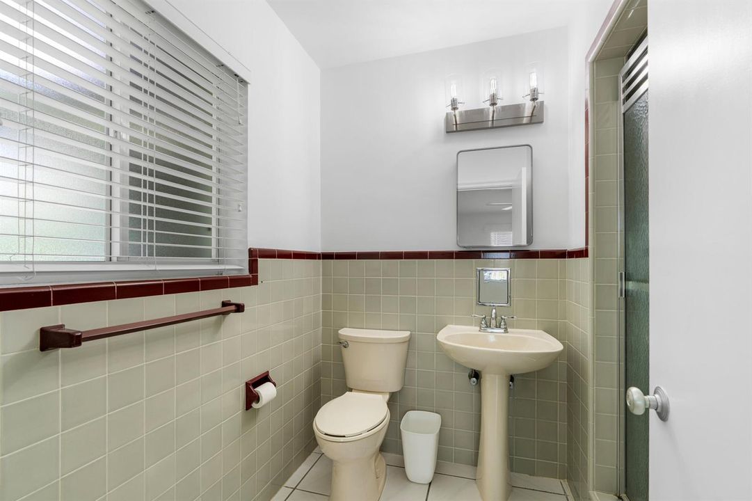 Master Ensuite Bathroom
