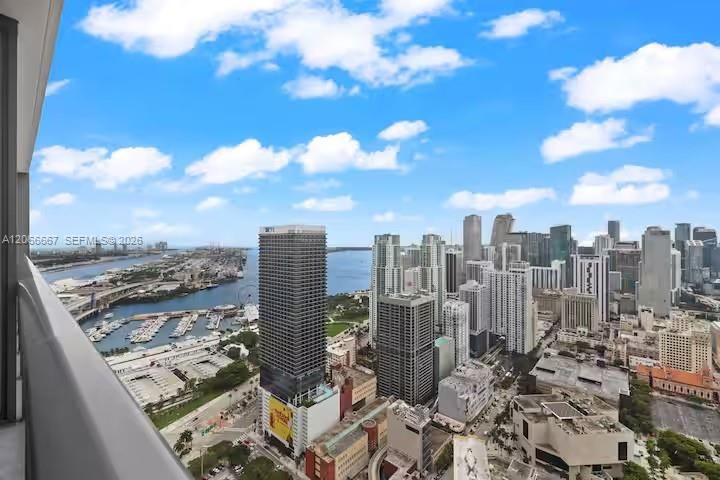 For Sale: $499,000 (0 beds, 1 baths, 367 Square Feet)