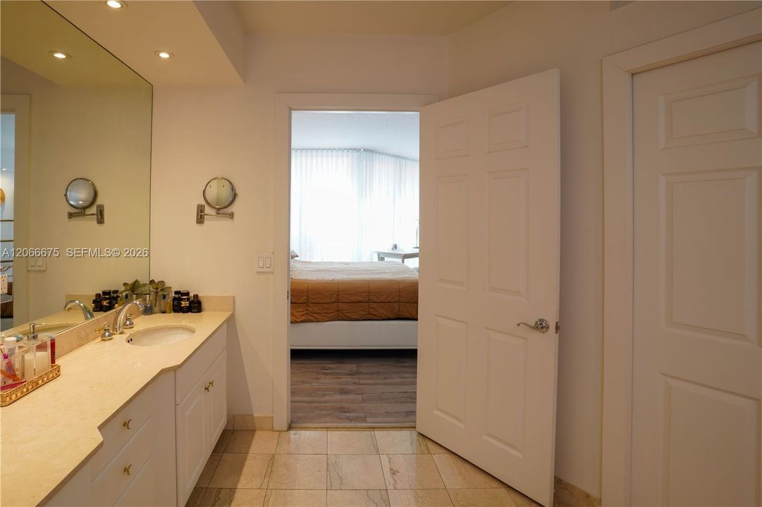 For Rent: $9,500 (3 beds, 3 baths, 2130 Square Feet)