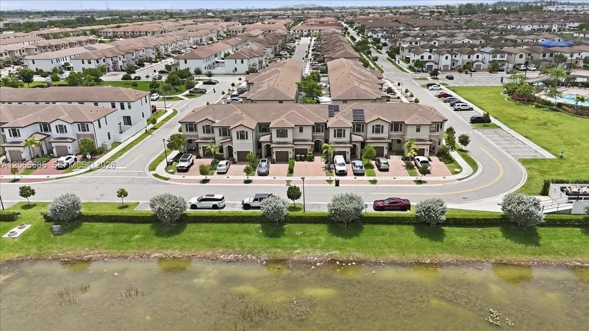 For Sale: $525,000 (3 beds, 2 baths, 1486 Square Feet)