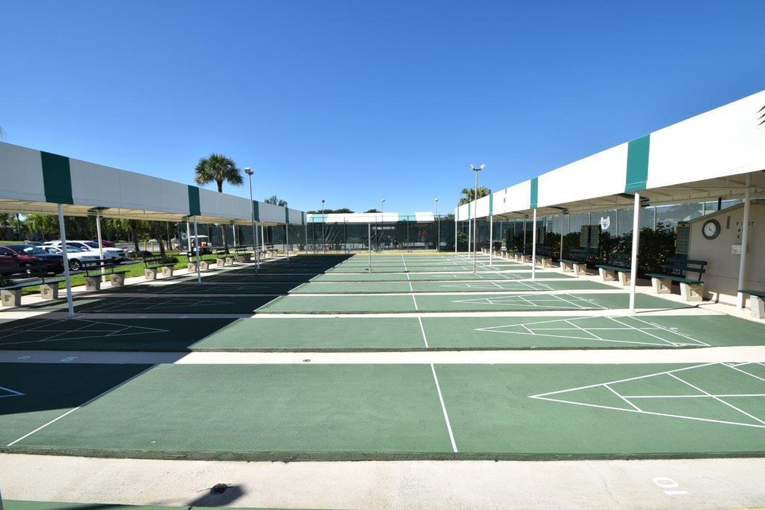 SHUFFLEBALL