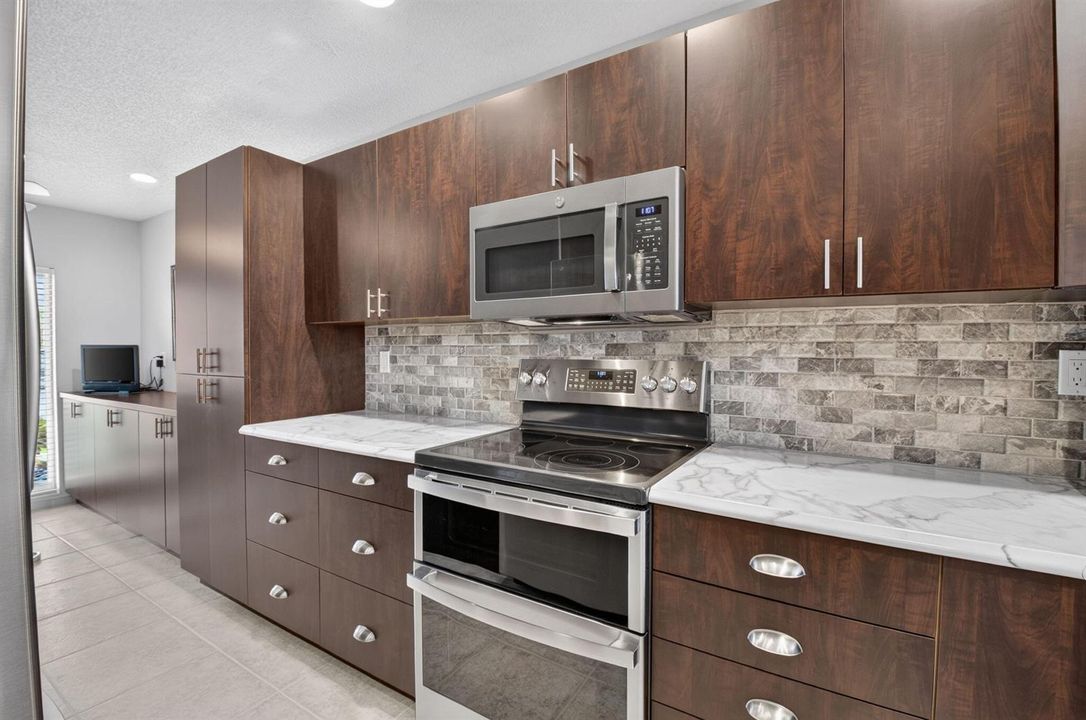 EXTENDED KITCHEN