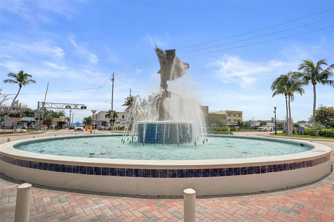 For Sale: $1,195,000 (2 beds, 2 baths, 1313 Square Feet)