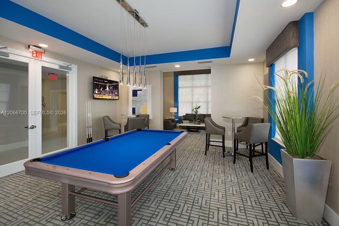 For Sale: $649,500 (5 beds, 4 baths, 2312 Square Feet)