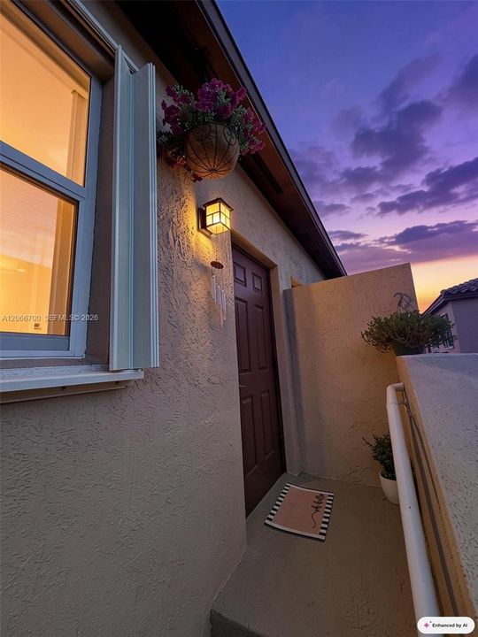 For Sale: $649,500 (5 beds, 4 baths, 2312 Square Feet)