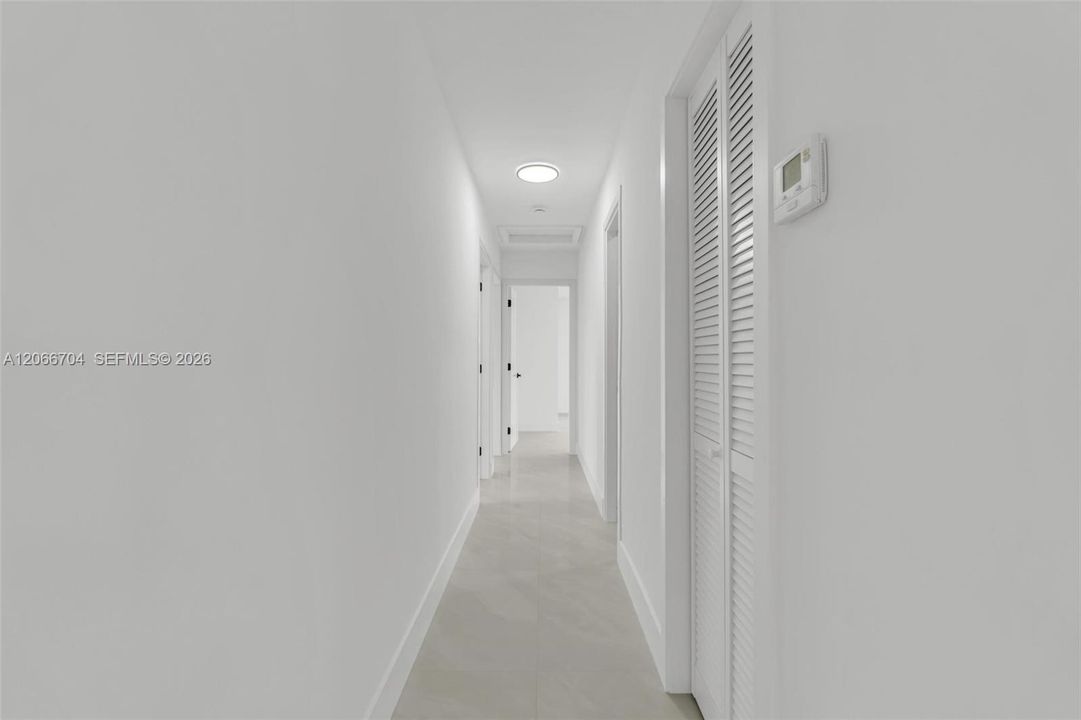 Activo con contrato: $570,000 (3 camas, 2 baños, 1300 Pies cuadrados)