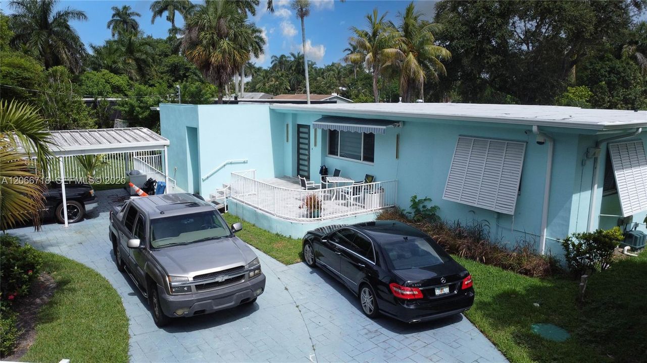 For Sale: $1,500,000 (4 beds, 3 baths, 2365 Square Feet)