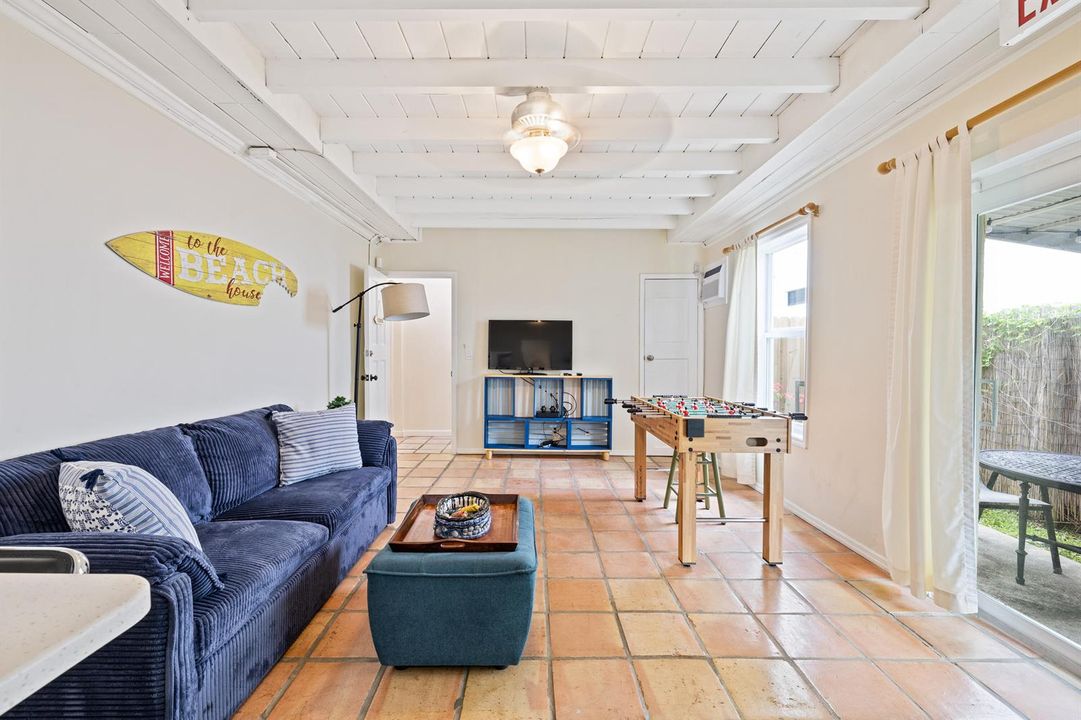 400 45th St. -13
