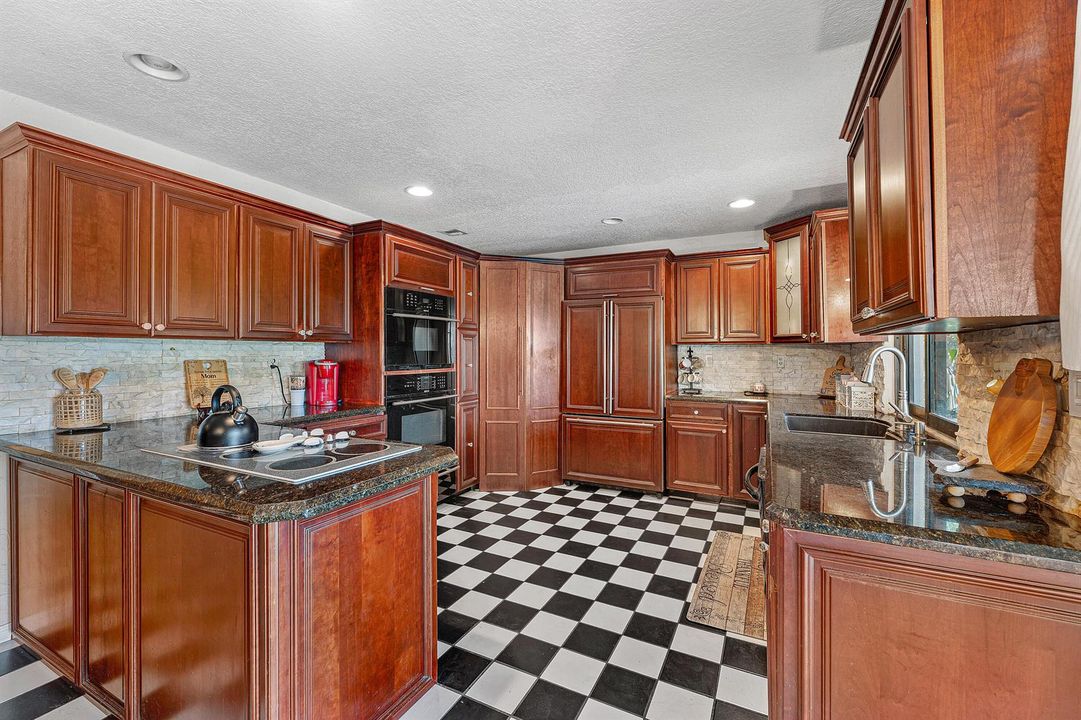 012-1726TreehavenCourt-Wellington-FL-334