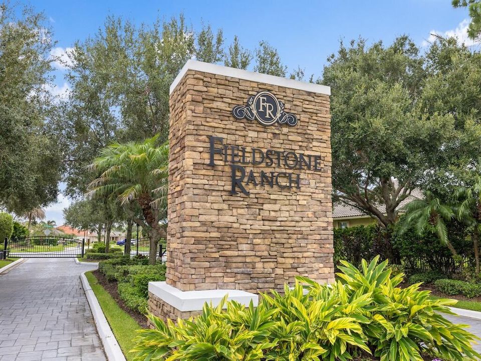 GATED ENTRY TO COMMUNITY