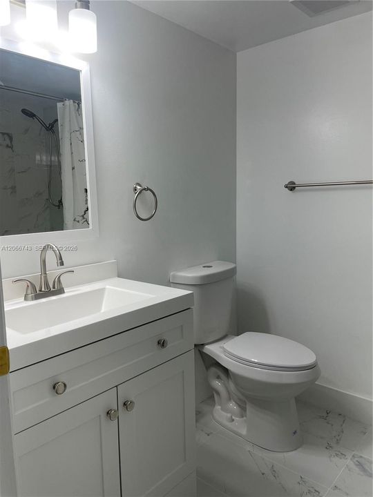For Rent: $2,495 (2 beds, 2 baths, 936 Square Feet)