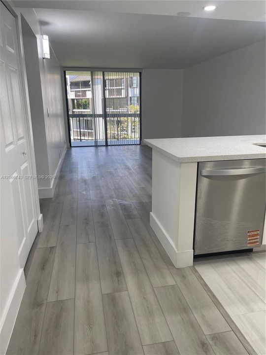 For Rent: $2,495 (2 beds, 2 baths, 936 Square Feet)