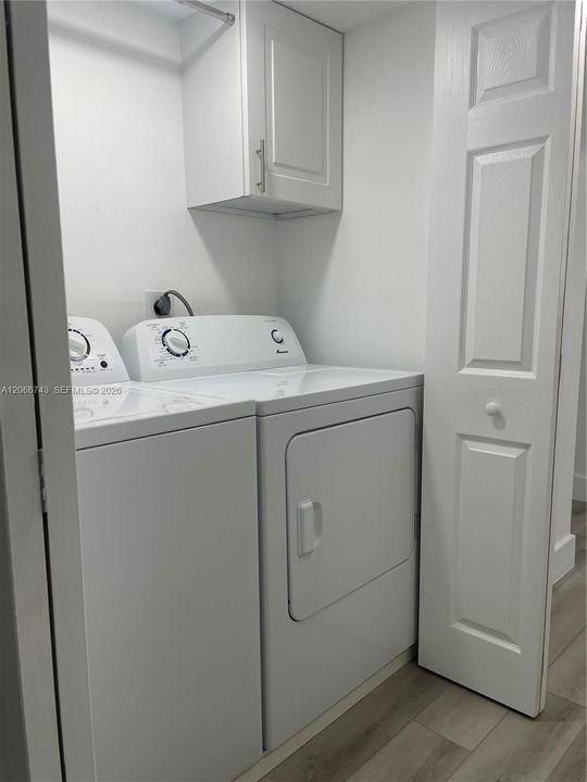 For Rent: $2,495 (2 beds, 2 baths, 936 Square Feet)