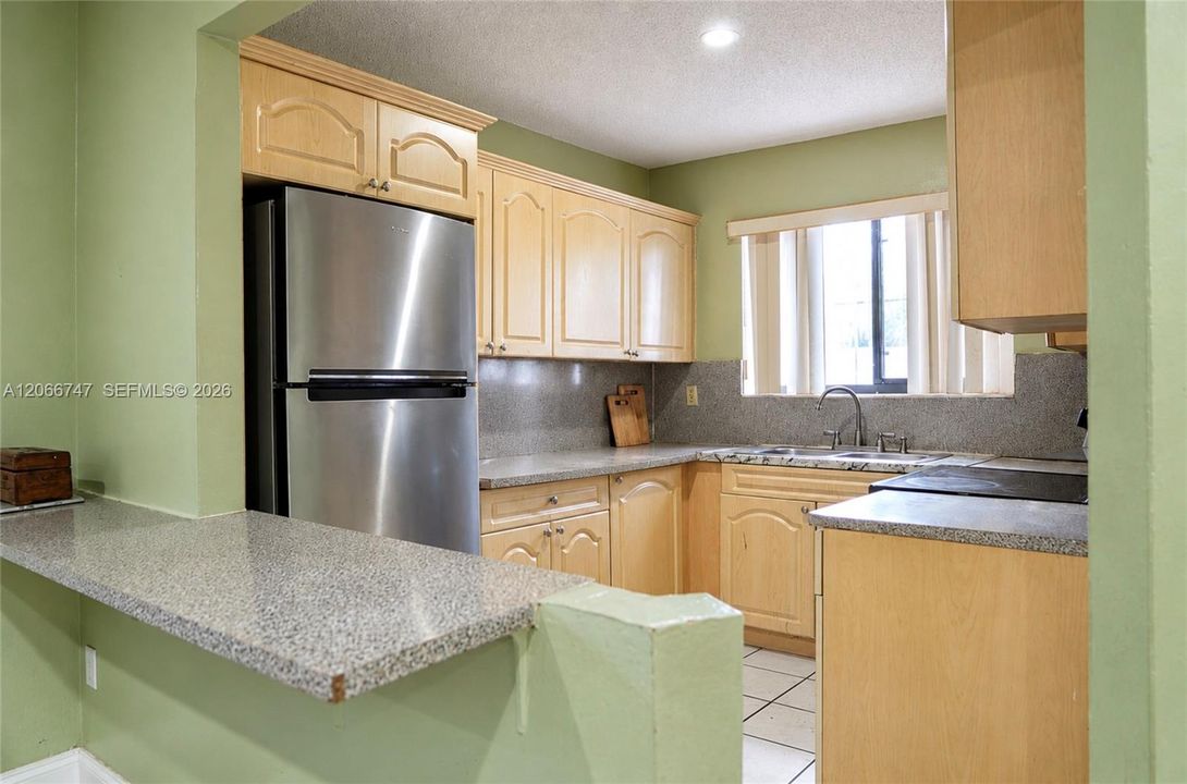 For Sale: $490,000 (3 beds, 2 baths, 1176 Square Feet)