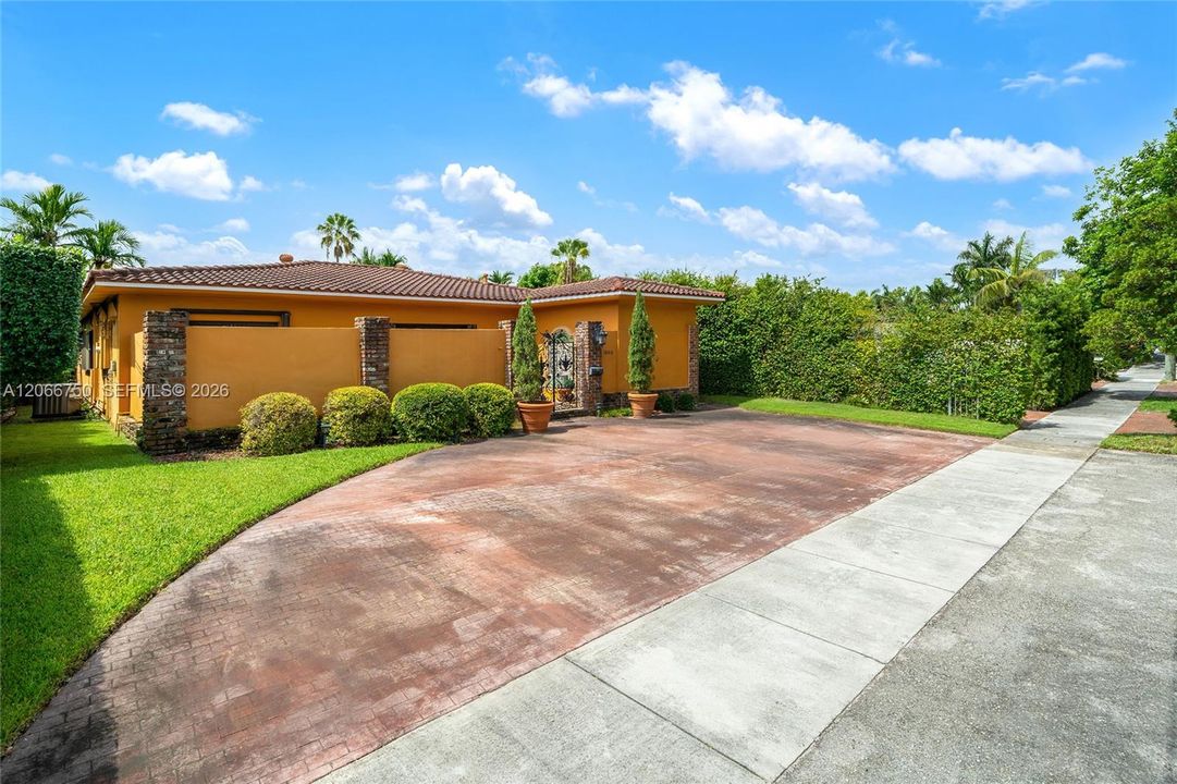 For Sale: $2,700,000 (0.21 acres)