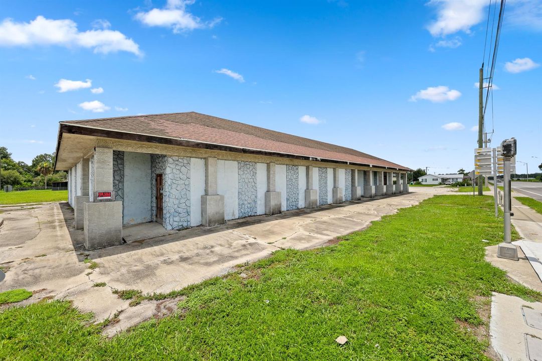 2054 Florida 70 - 34.jpg-FULL