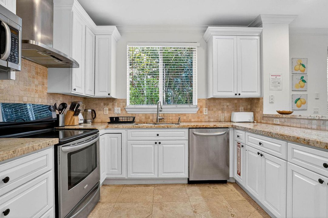 1705_property-6