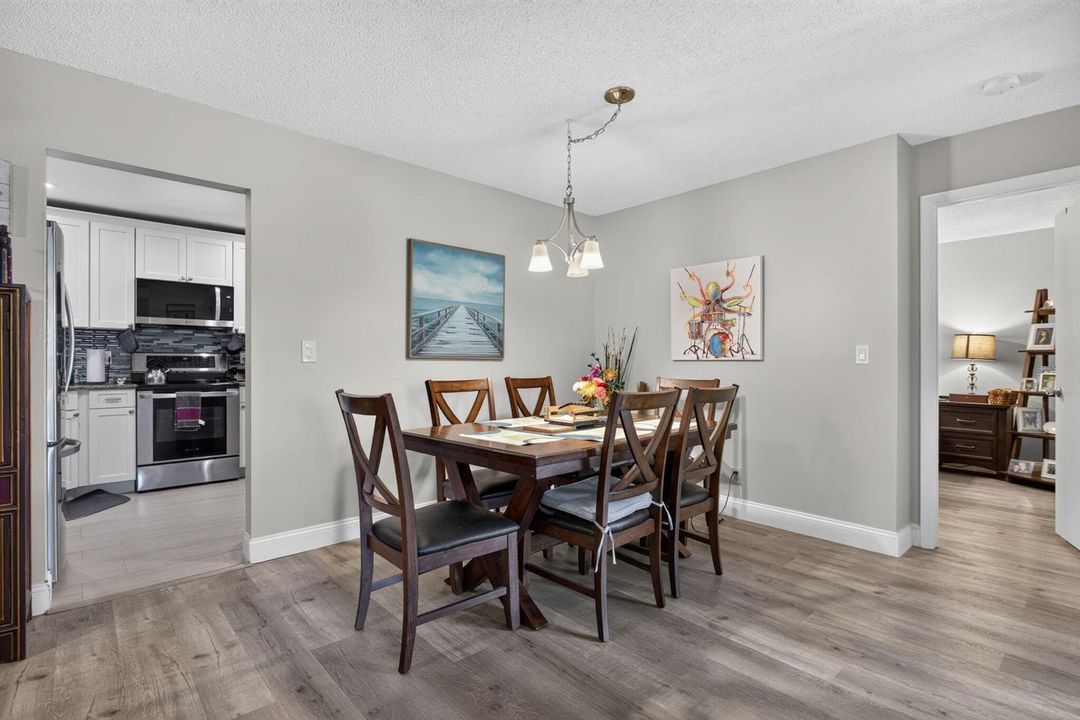 11-web-or-mls-4763-7407