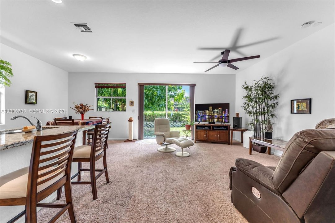 For Sale: $535,000 (3 beds, 2 baths, 1684 Square Feet)
