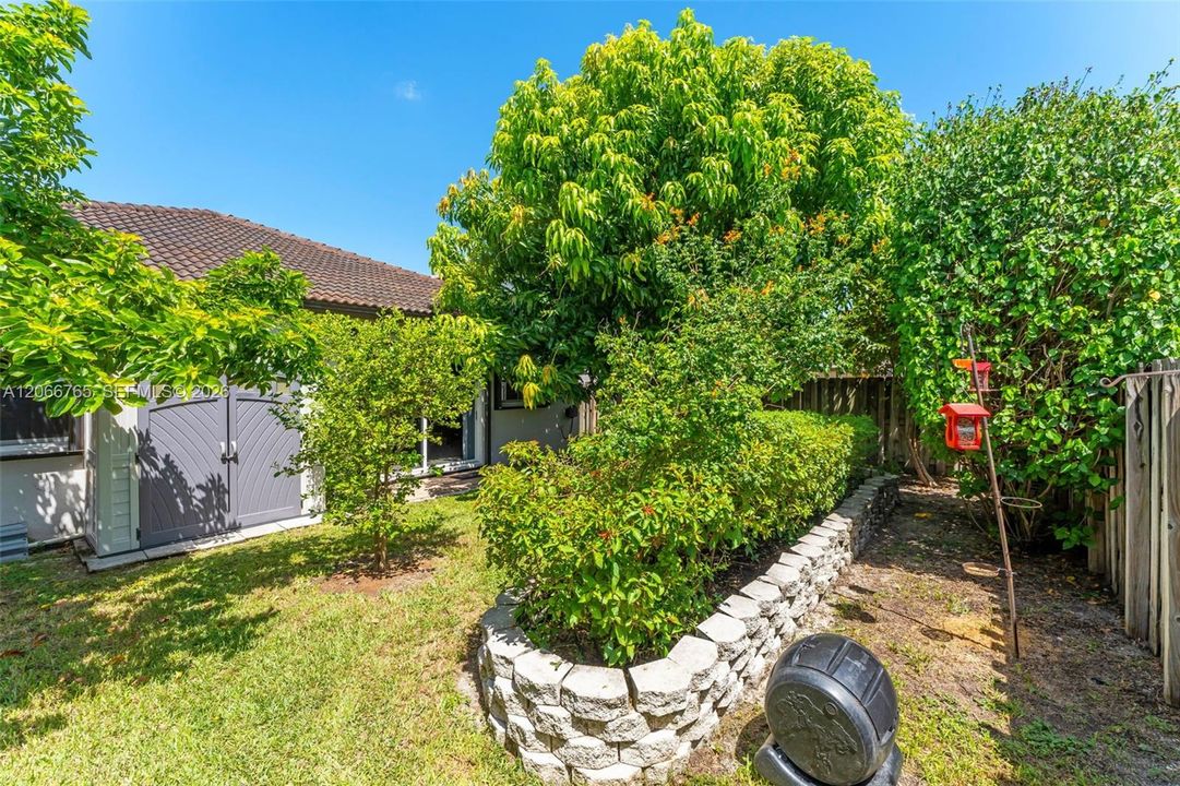 For Sale: $535,000 (3 beds, 2 baths, 1684 Square Feet)