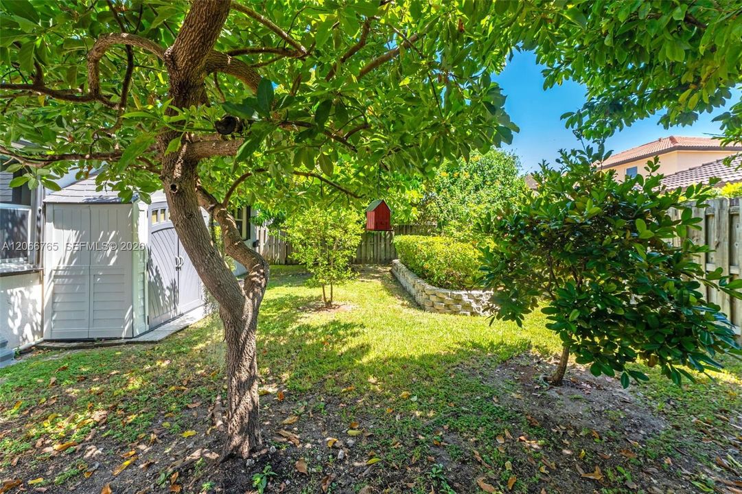 For Sale: $535,000 (3 beds, 2 baths, 1684 Square Feet)