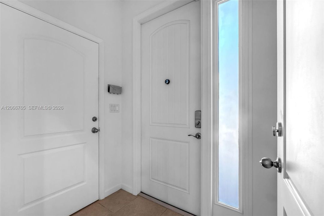 For Sale: $535,000 (3 beds, 2 baths, 1684 Square Feet)