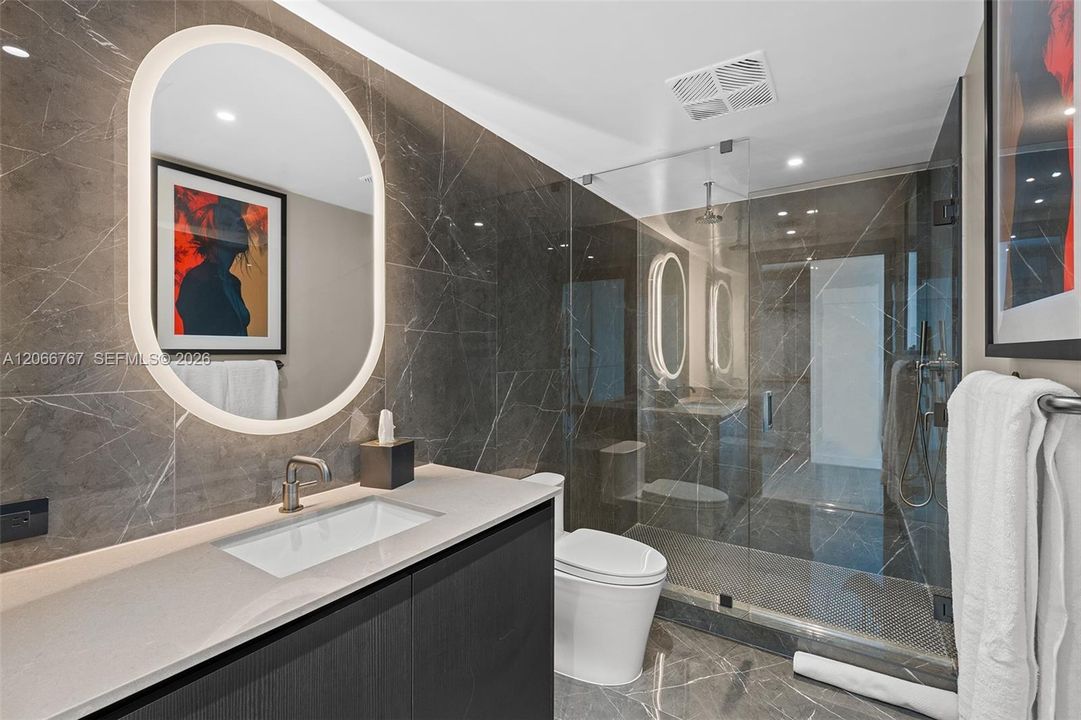 For Rent: $22,000 (3 beds, 3 baths, 3000 Square Feet)